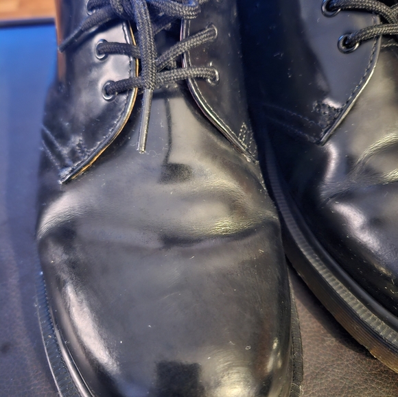 Dr. Marten shoes - Picture 6 of 8